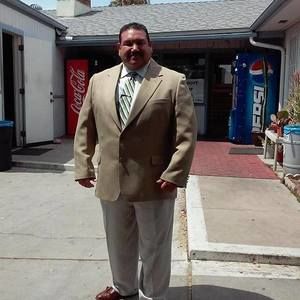 Meet your Posher, Javier